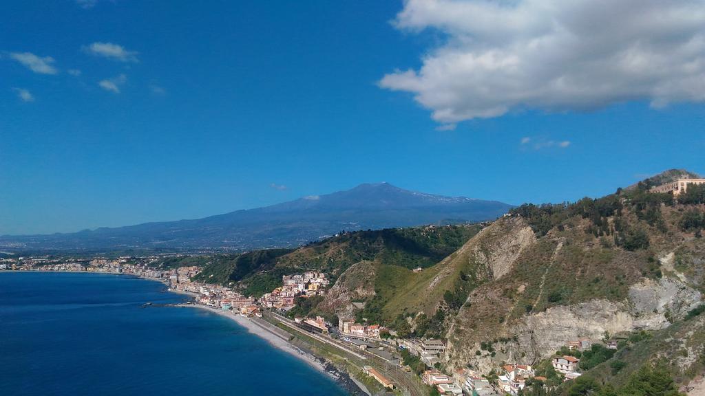 B&B Villa Raineri Giardini Naxos Exterior photo